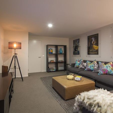 Lakefront Luxury By Amazing Accom Queenstown Eksteriør billede
